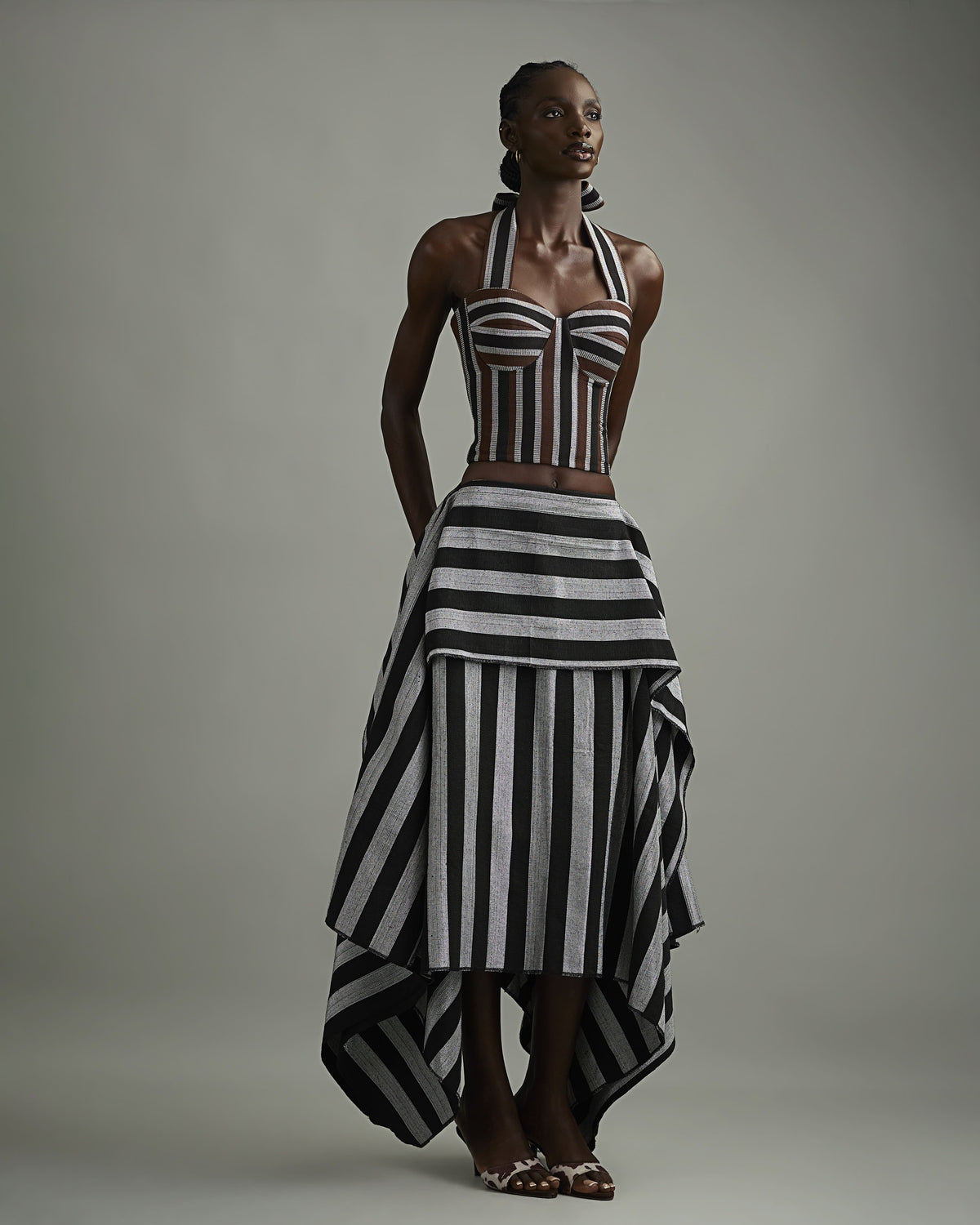Mowa Skirt in Silver Hertunba