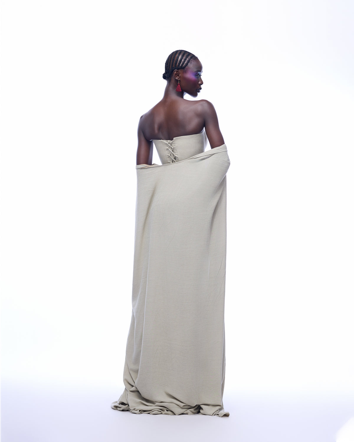 Gidu Corset & Robe Hertunba